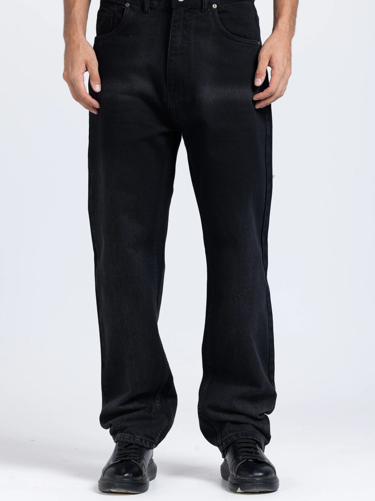 Straight Jeans