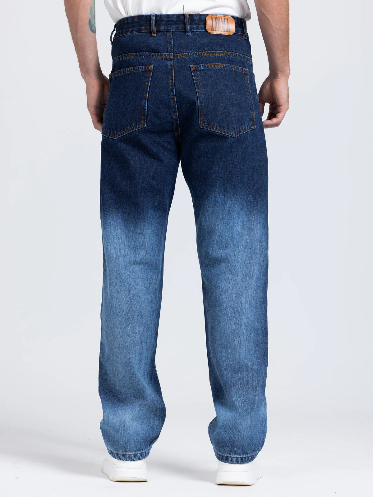 Straight Jeans